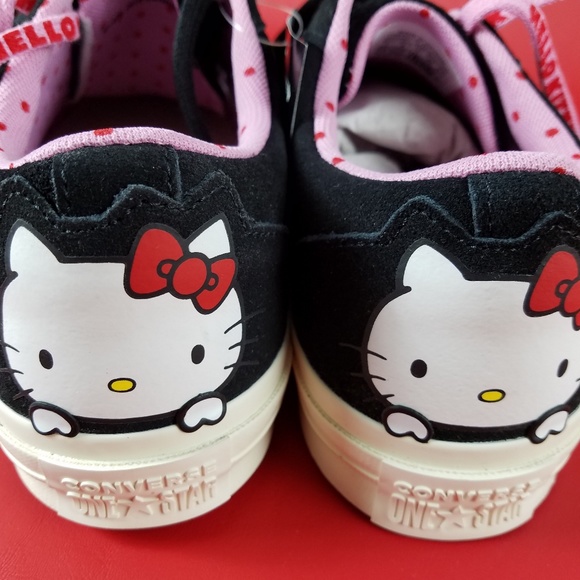 CONVERSE x HELLO KITTY Shoes 162939C Various Sizes - Picture 4 of 8